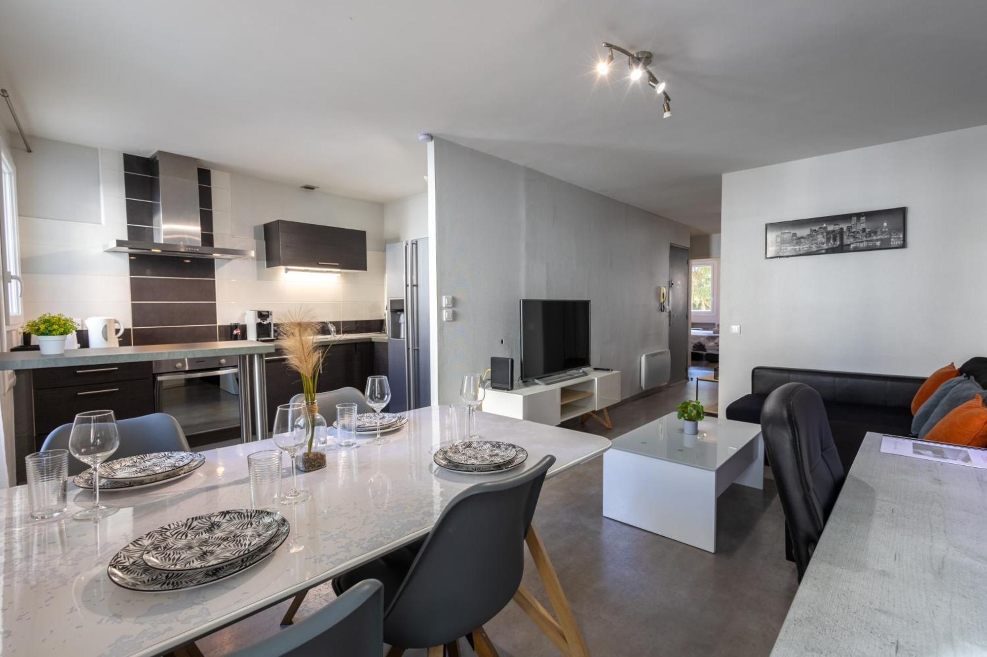 L'Eveche - T3 Spacieux & Traversant En Hypercentre Castres  Exterior foto